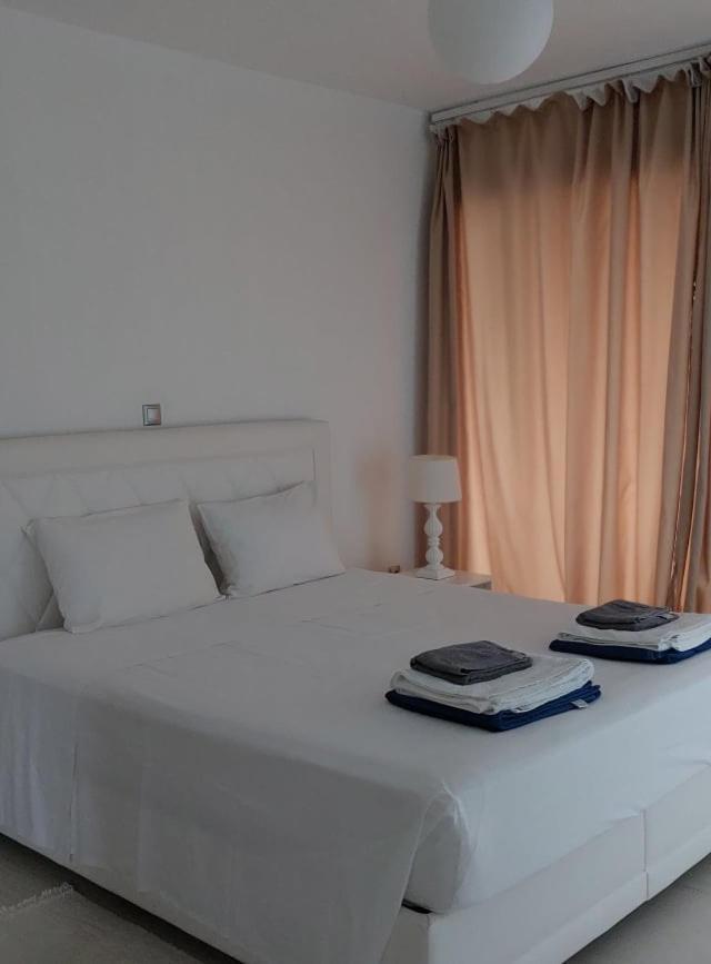 Evilia Luxury Villa Amoopi Extérieur photo