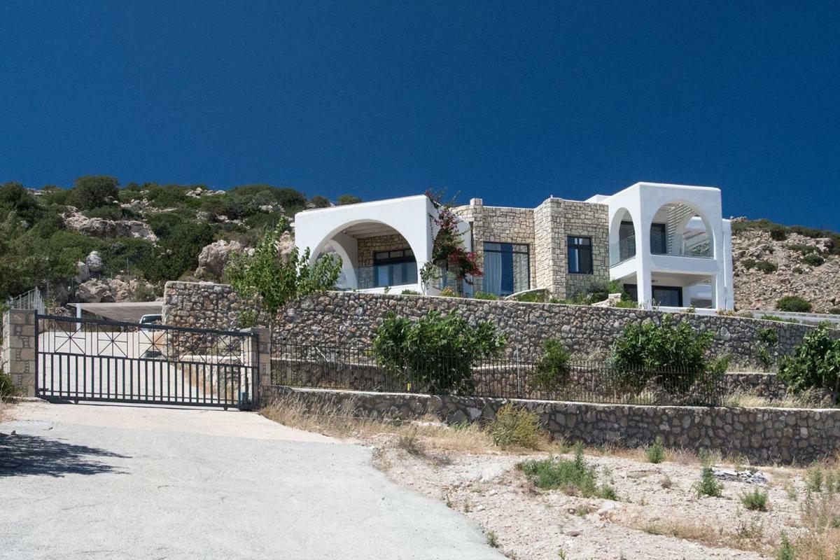 Evilia Luxury Villa Amoopi Extérieur photo